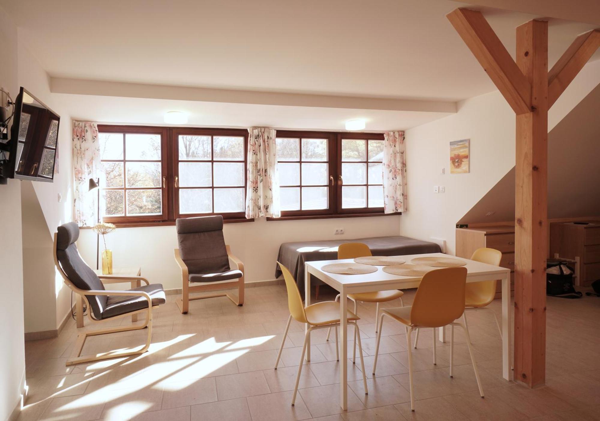 Penzion V Podzamci Třeboň Habitación foto